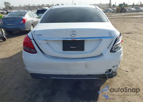 2017 Mercedes-Benz C 300 Luxury/Sport из США, поврежденный, VIN 55SWF4JB0HU226339